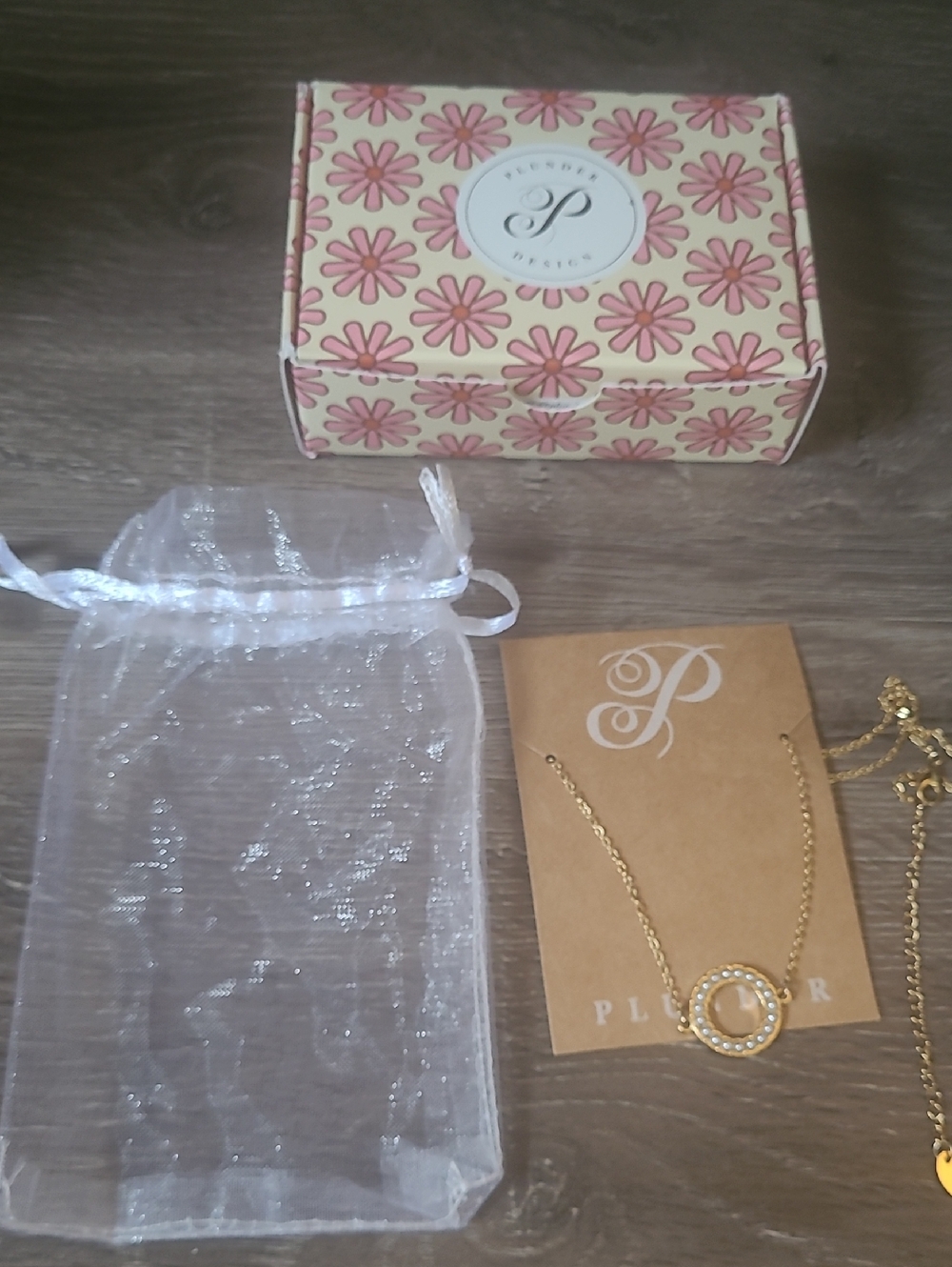 Plunder Jamie Gold Pearl-Trim Circle Pendant Necklace